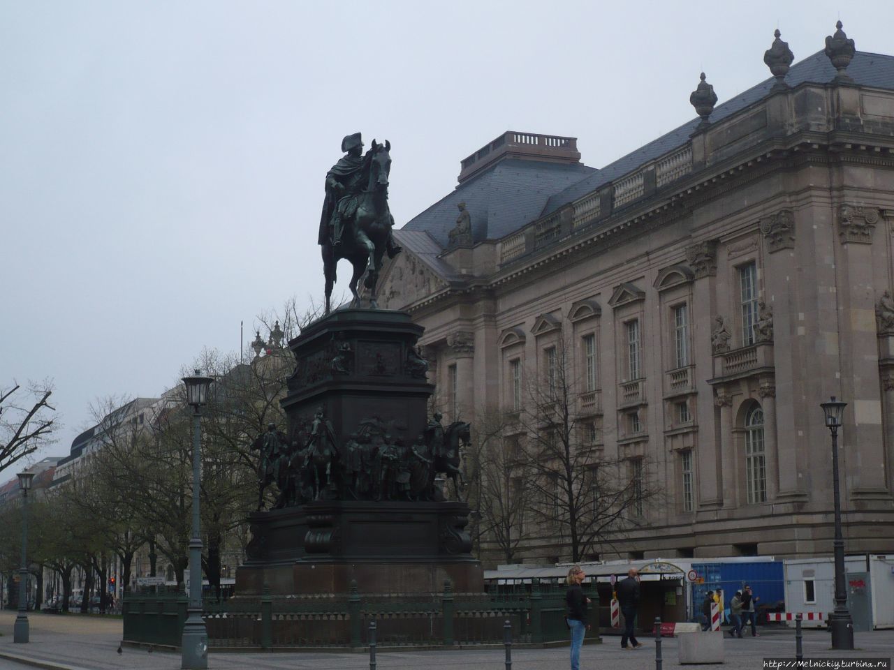 Конная статуя Фридриха Великого Берлин, Германия