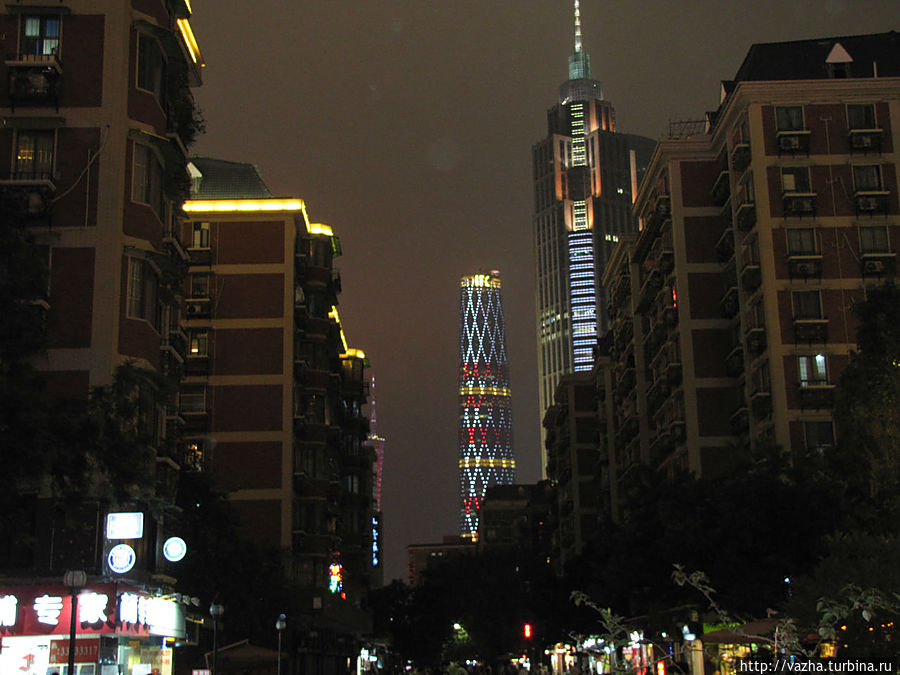 Гуанджоу в огнях Гуанчжоу, Китай