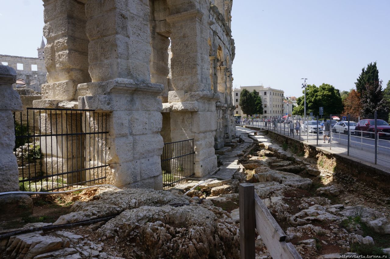 Пула 10 лет спустя Пула, Хорватия