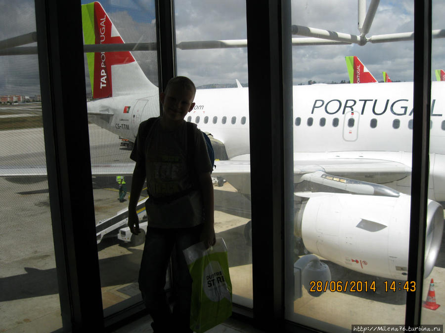 В аэропорту Лиссабона Фуншал, Португалия