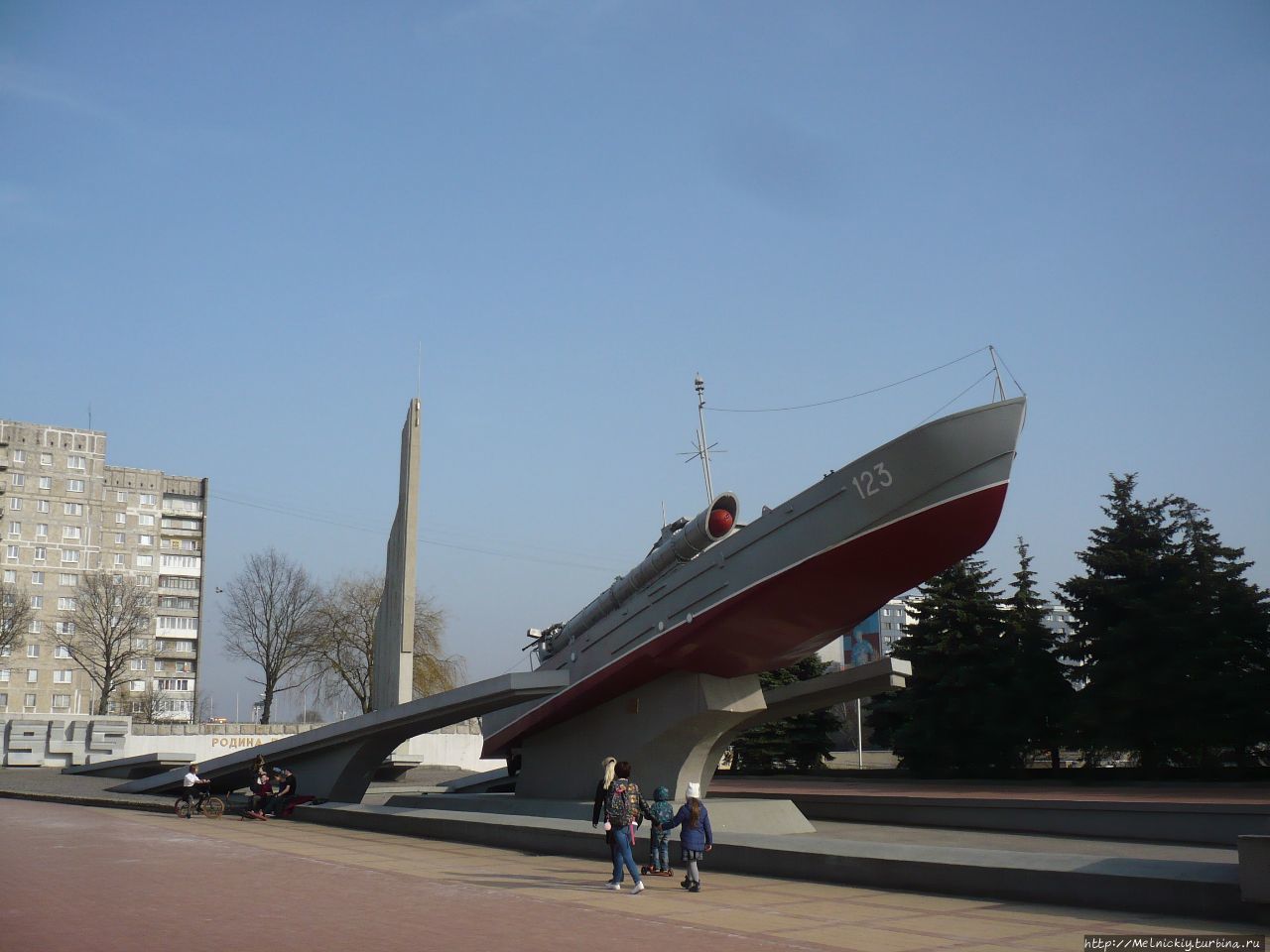 Монумент морякам-балтийцам / Monument to the Baltic sailors