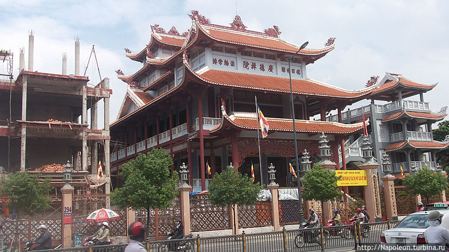 Монастырь Куанг Дык / The Monastery Quang Duc