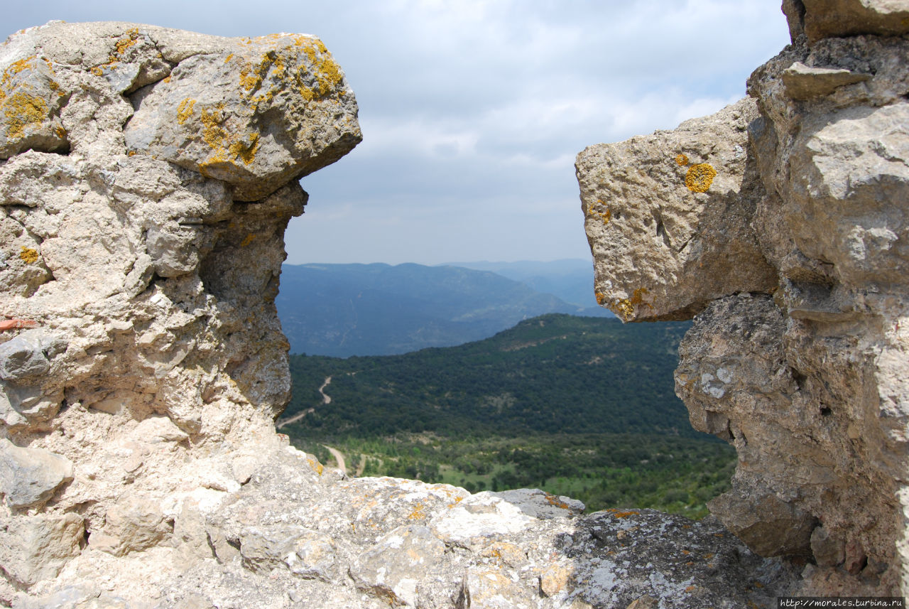 Замки Катаров: Queribus и Peyrepertuse. Перпиньян, Франция