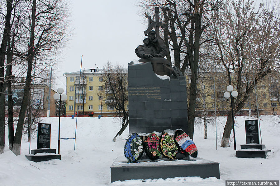 Памятник подводникам / Monument of submarinists