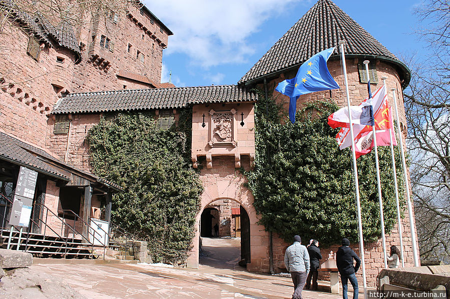 Кассы и вход