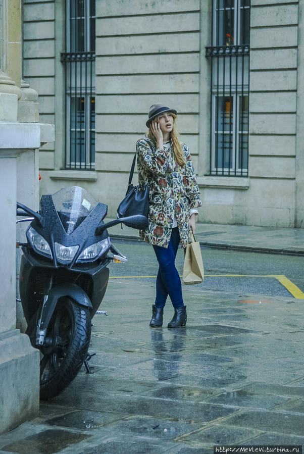 В дождик в Париже Париж, Франция