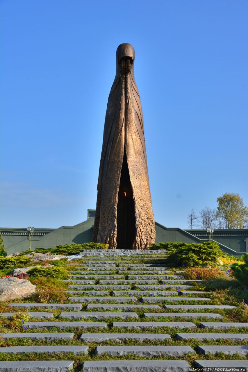 Памятник Матерям погибших Кубинка, Россия