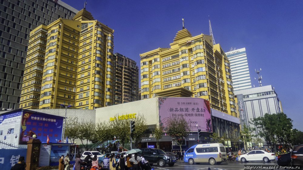 Квест по поиску хостела в Куньмине Куньмин, Китай