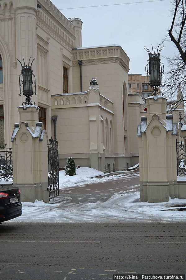 Прогулки по  Москве.  Улица  Спиридоновка Москва, Россия