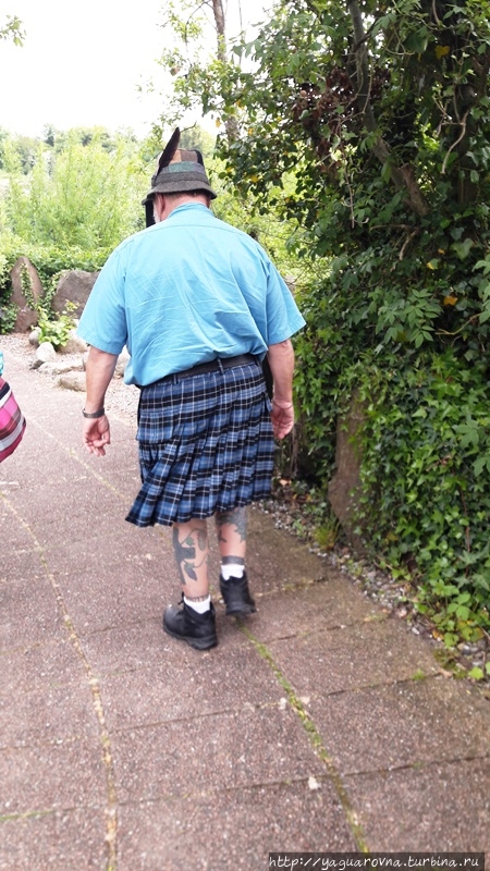 Ньюгрейндж курган Бру-на-Бойн археологический комплекс, Ирландия Ньюгрейндж курган Бру-на-Бойн археологический комплекс, Ирландия