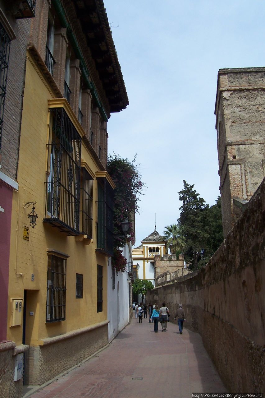 Севилья по минимуму Севилья, Испания Севилья по минимуму Севилья, Испания