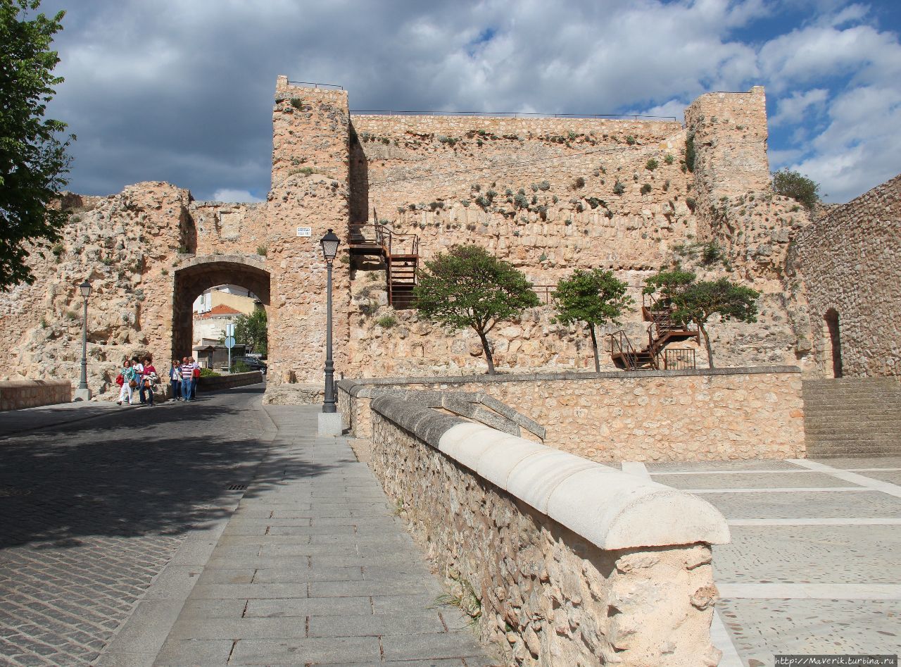 Руины замка Castillo de C