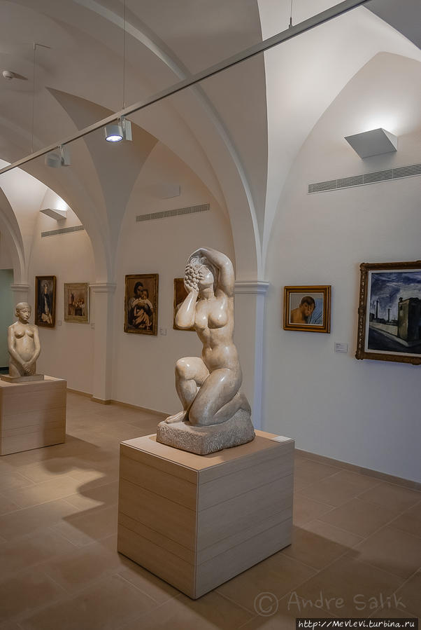 Скульптура в музее Марисель дель Мар Ситжес, Испания