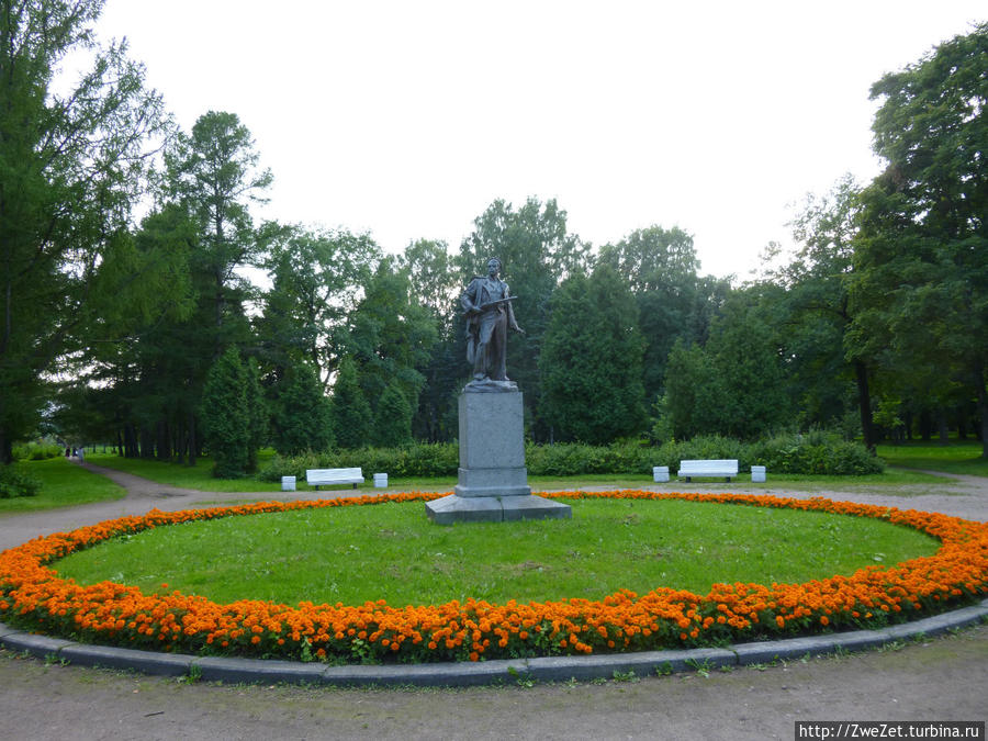 Я этим городом храним. Был город — фронт, была блокада Санкт-Петербург, Россия