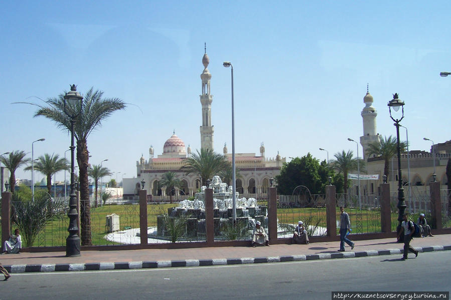 Мечеть в Кене Бур-Сафаях, Египет