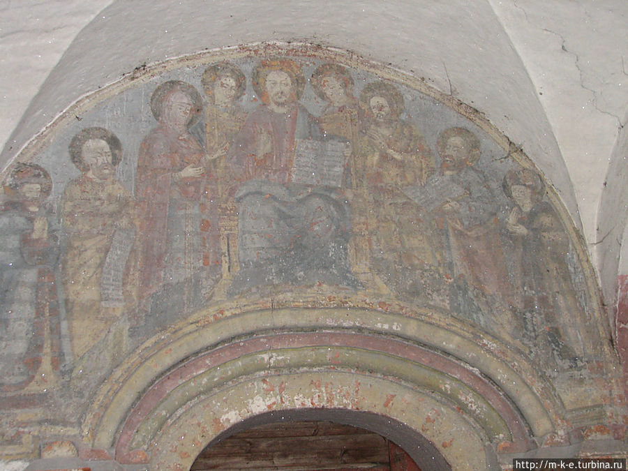 Владимирская надвратная церковь