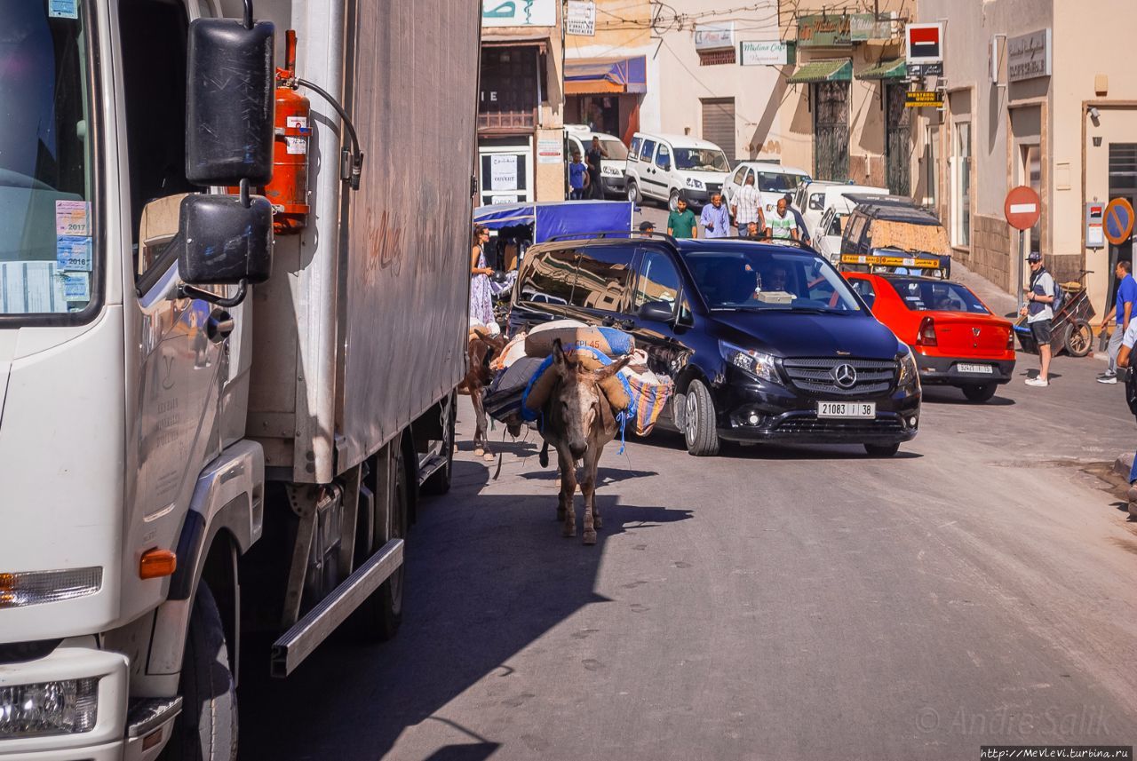 Медина Феса (Medina) — крупнейшая медина в мире. Фес, Марокко