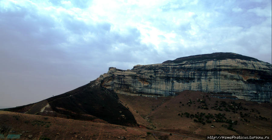 Скальные пейзажи Золотых Ворот Национальный парк Голден Гейт Хайлендс, ЮАР