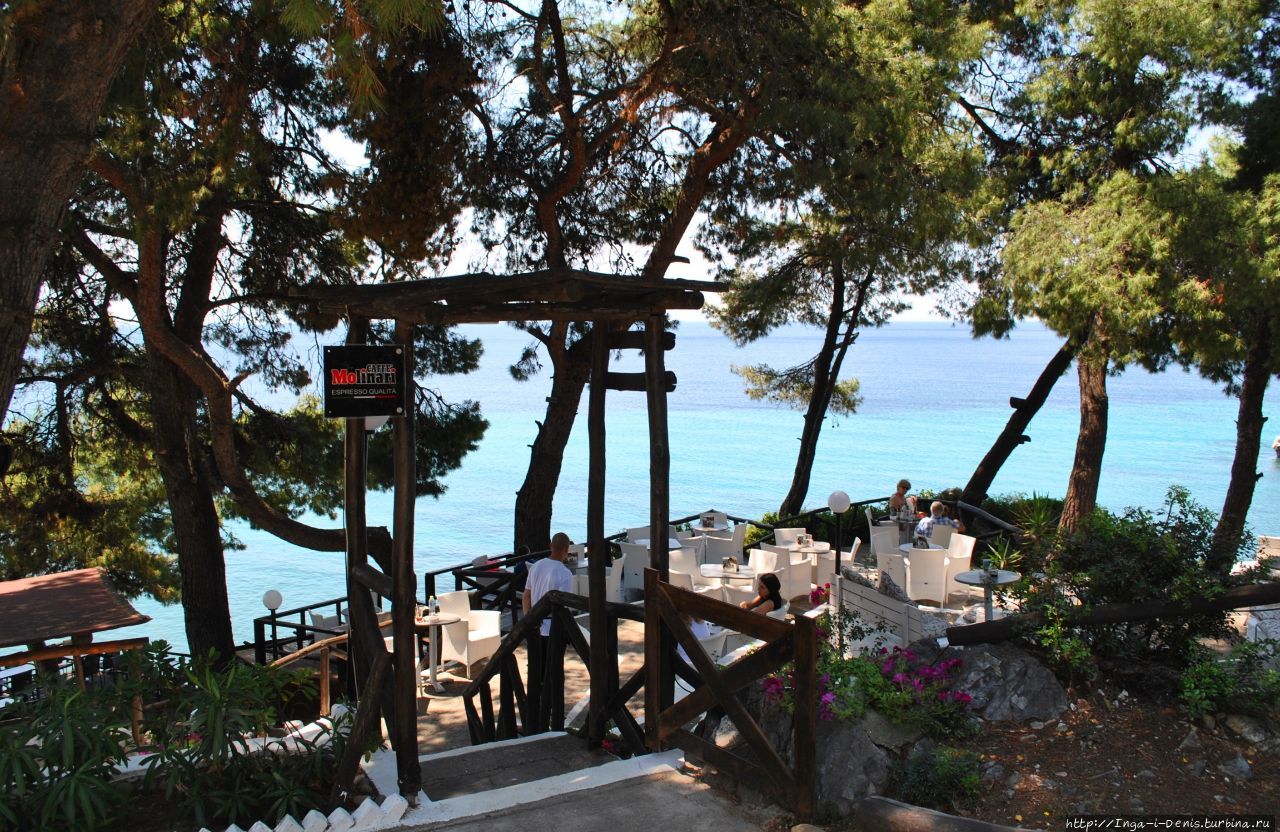 Морской бар «Villa Stasa» Лутра, Греция