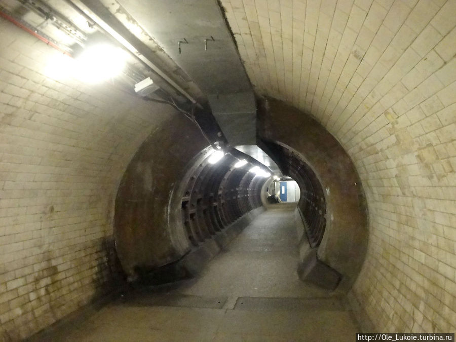 Пешеходный тоннель под Темзой Гринвич, Великобритания