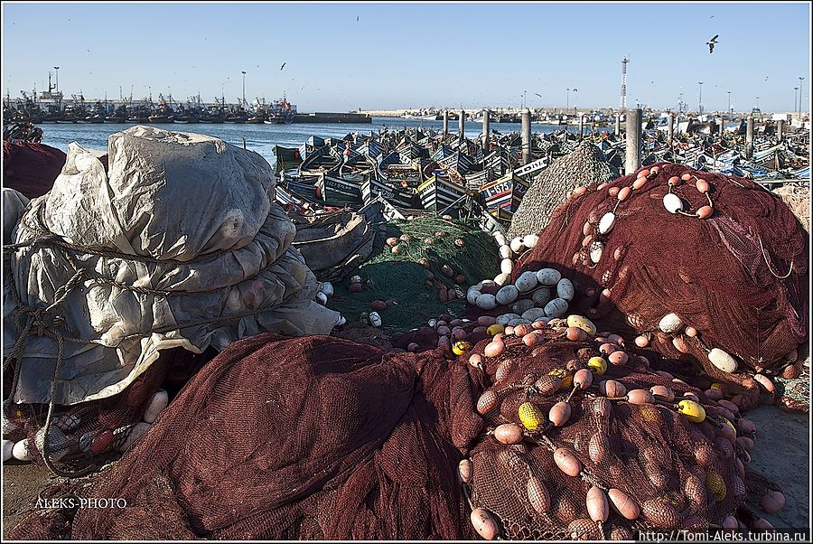 Продолжение следует...
*