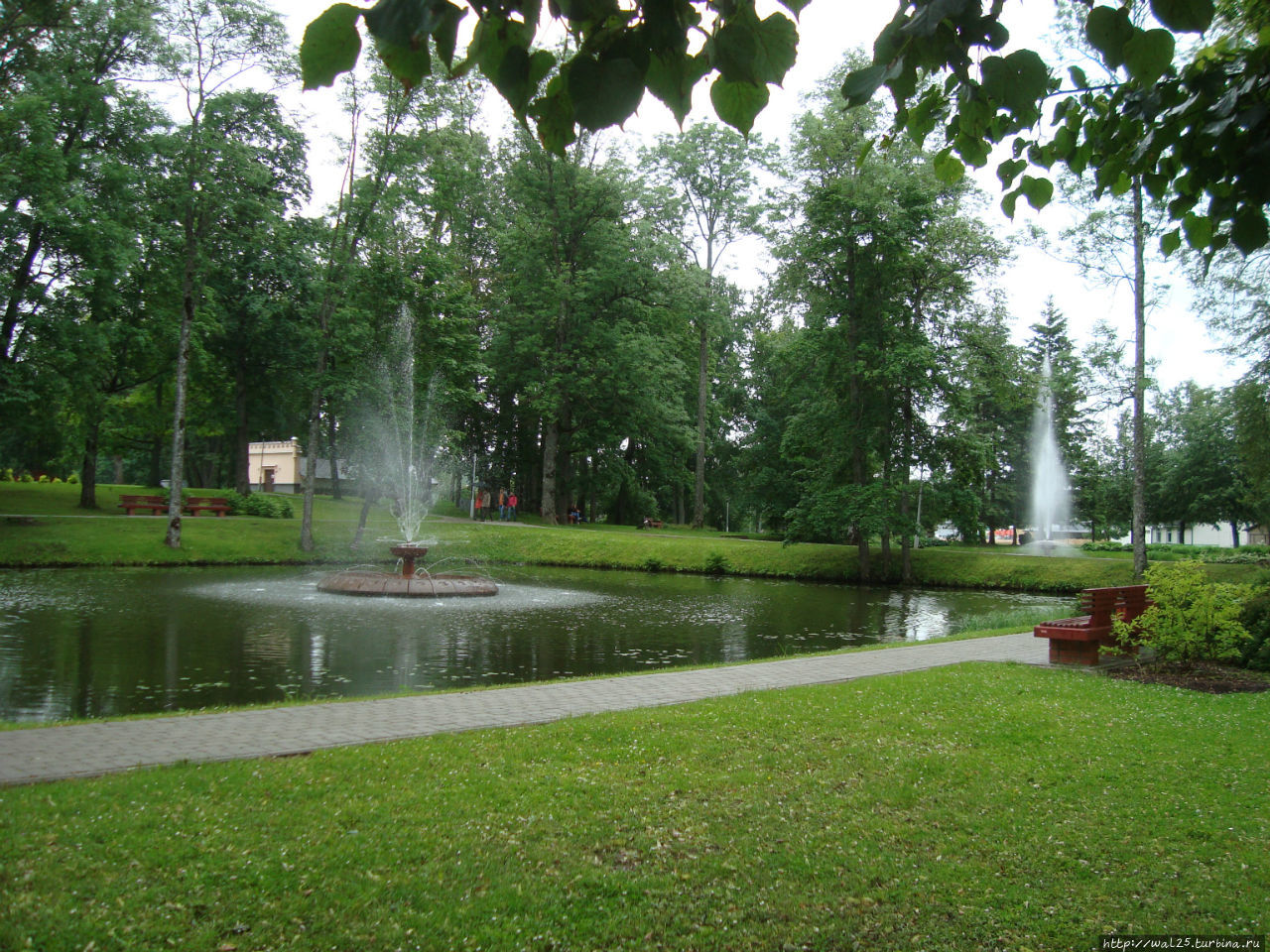 Дворцовый парк считается одним из лучших  Латвии. Но до Рундальского ему далеко. Балвский район, Латвия