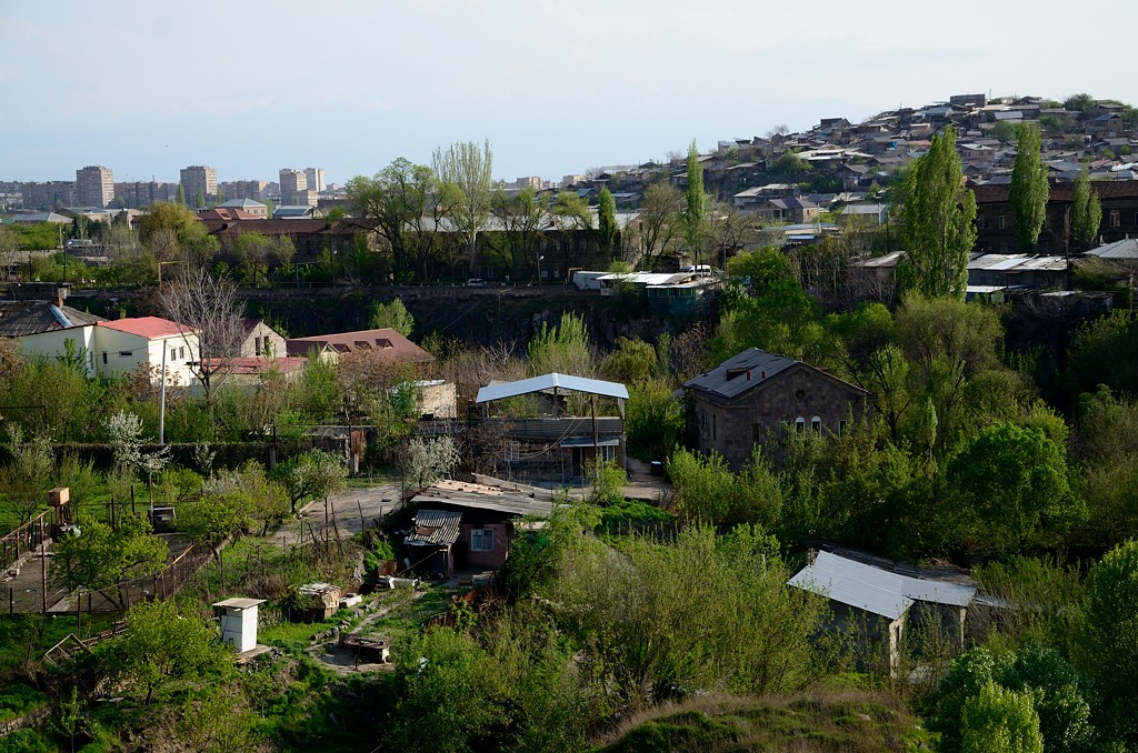 Ж Ереван, Армения