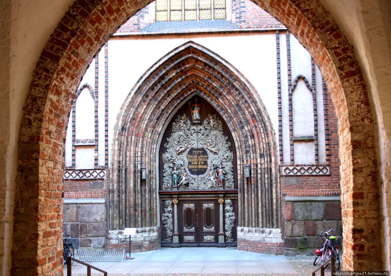 Портал церкви Св. Николая Штральзунд, Германия