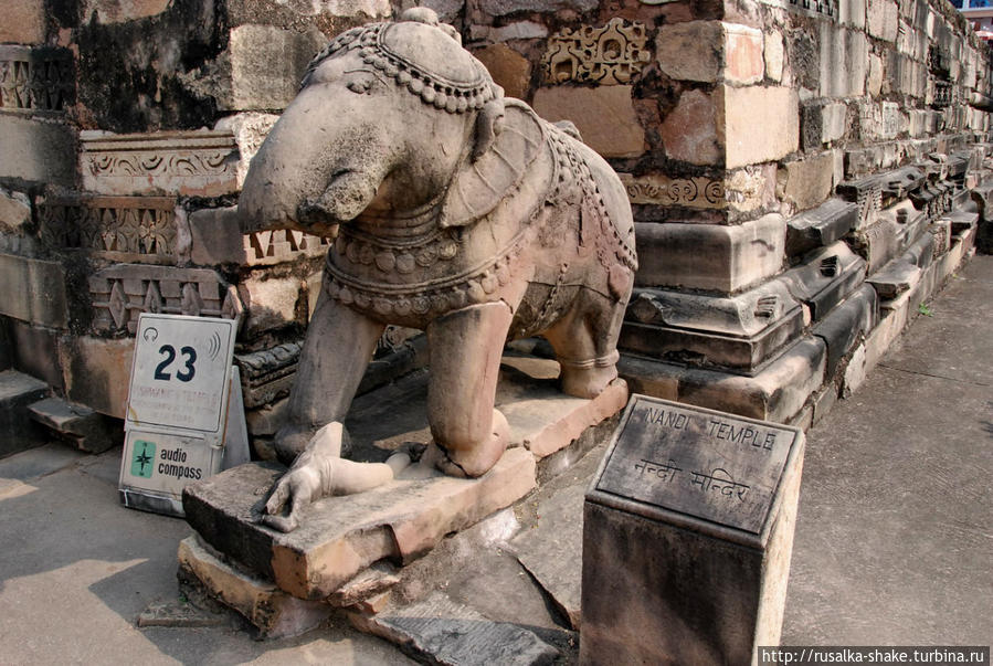 Храм Вишванатха: детям до 16 смотреть воспрещается! Каджурахо, Индия