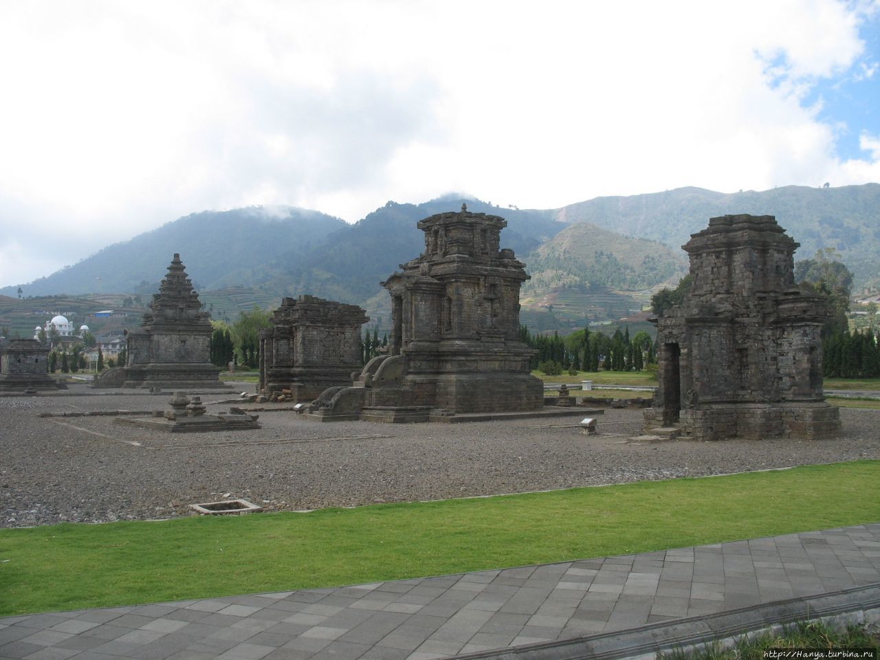 Храмовый комплекс Арджуны Пегунунган-Диенг, Индонезия