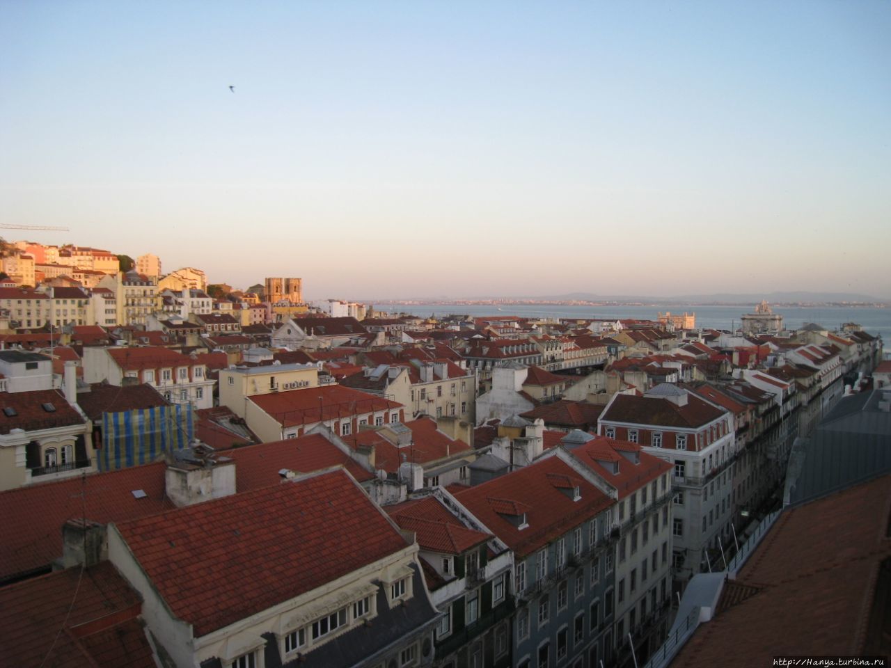 Подъемник Элевадор-де-Санта-Жушта Лиссабон, Португалия