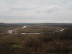 Сначала мы посещаем место с красивой панорамой на реке Сить и одно из предполагаемых мест битвы возле села Семеновское.