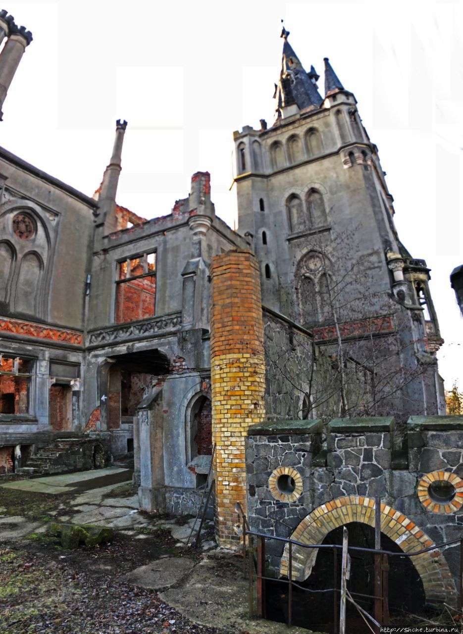 Замок семьи Шаффготча в Копице Копице, Польша