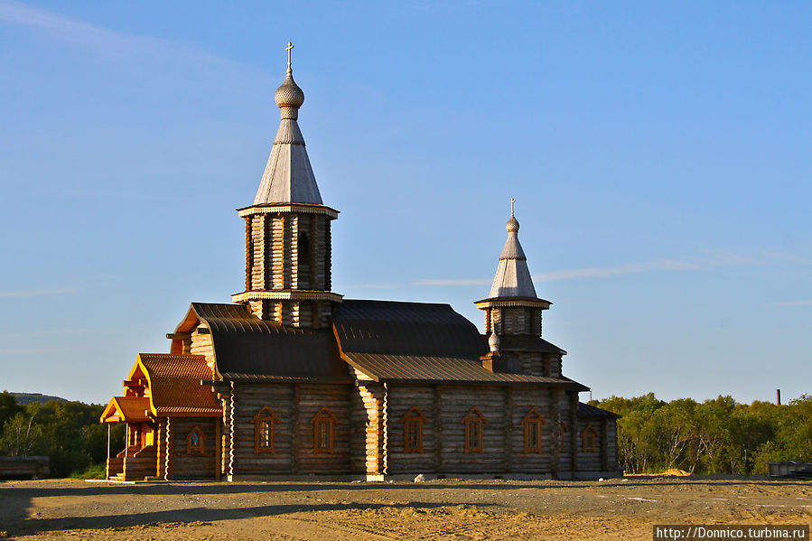 Трифонов-Печенгский монастырь