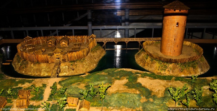 Модель существовавшего деревянного Каменецкого замка с Каменецкой башней внутри Каменец, Беларусь