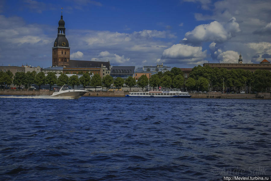 На лодочке по Двине Рига, Латвия