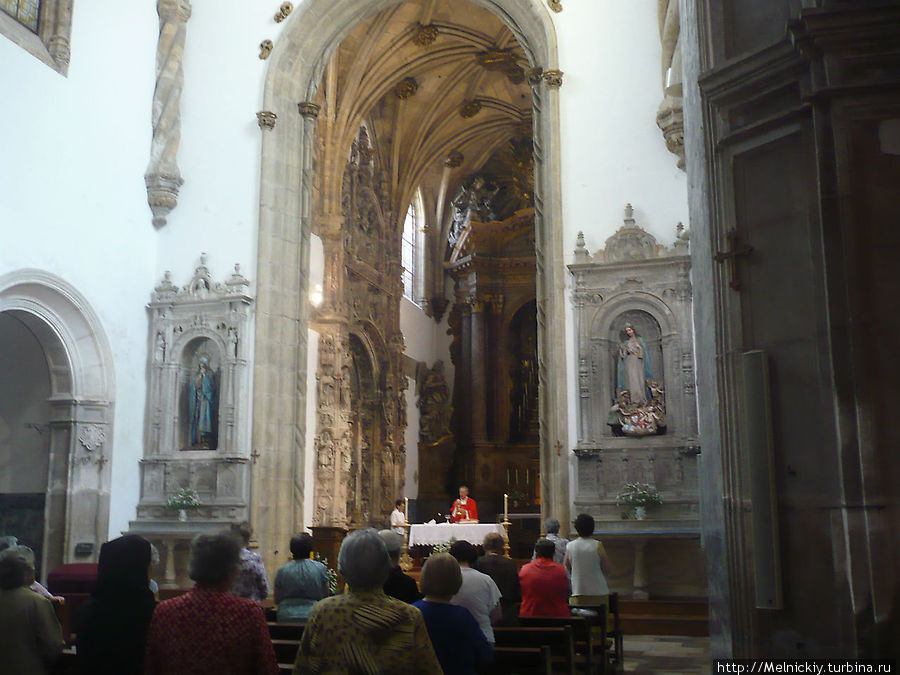 В монастыре Святого Креста Коимбра, Португалия