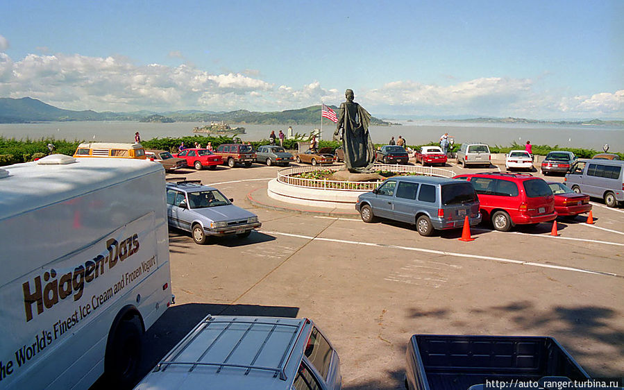 Памятник Колумбу установлен на Телеграфном холме