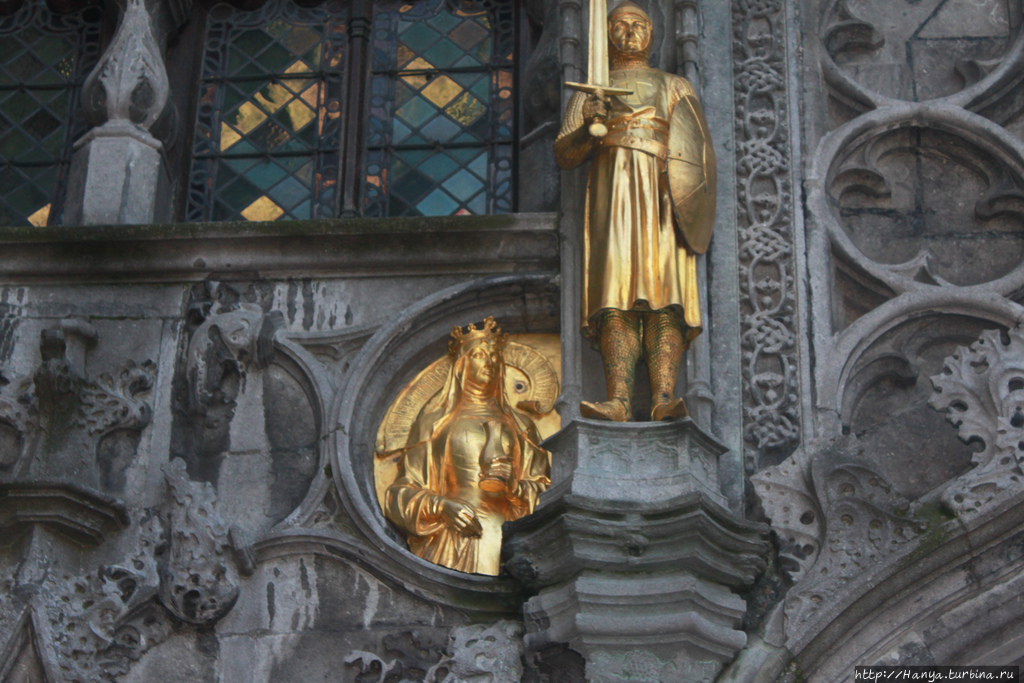 Базилика Святой Крови в Брюгге. Декор верхней часовни. Фото из интернета Брюгге, Бельгия