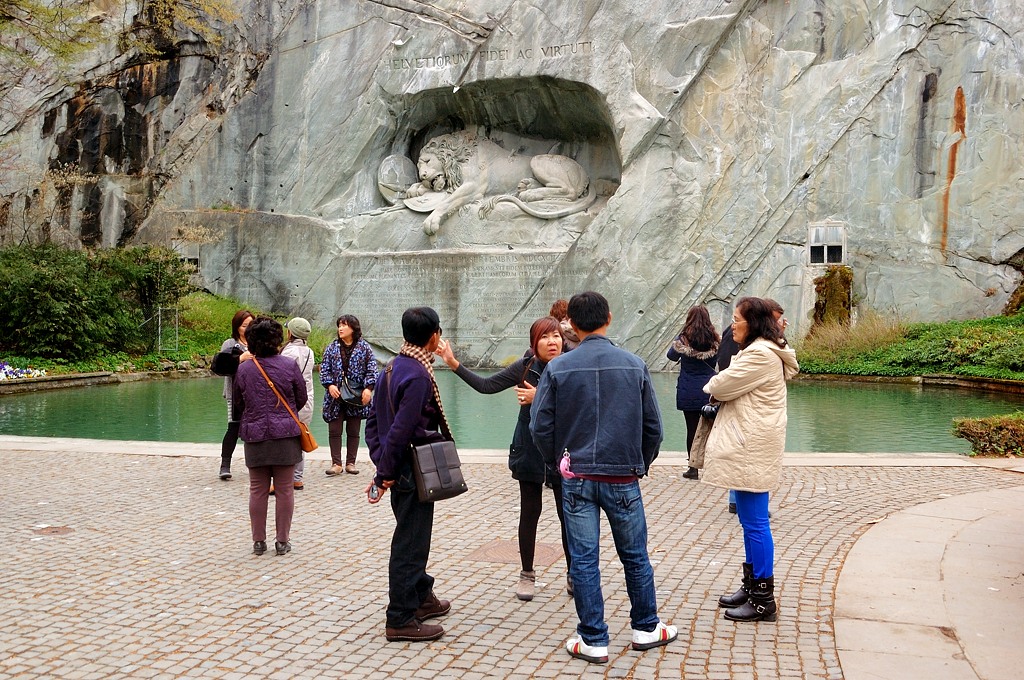 Ж Люцерн, Швейцария