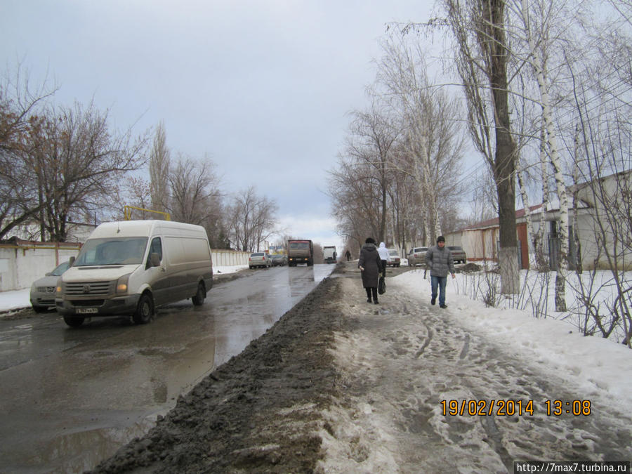 Главная улица военного городка Саратов, Россия