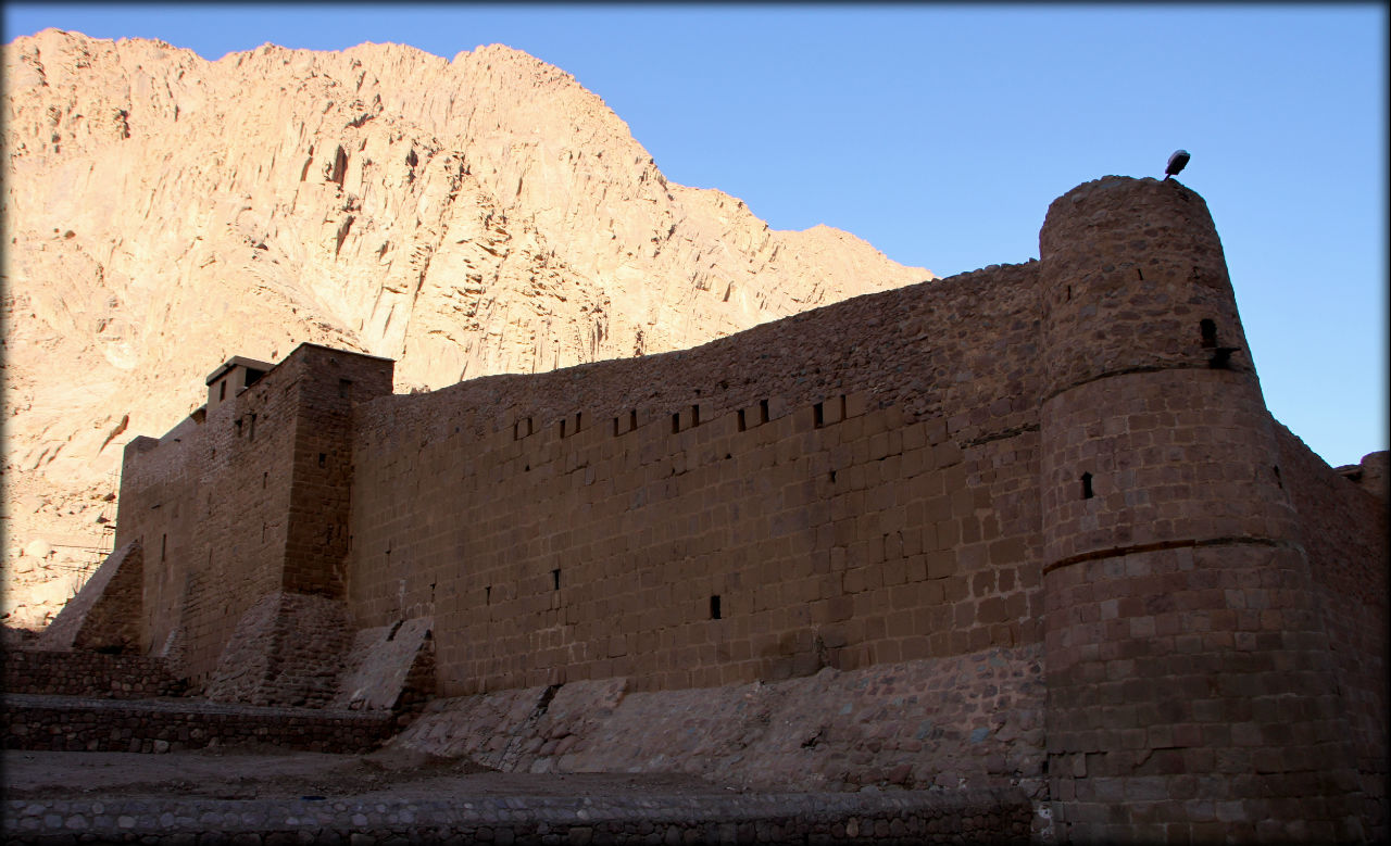 Святое место или шестой объект ЮНЕСКО в Египте Монастырь Святой Екатерины, Египет