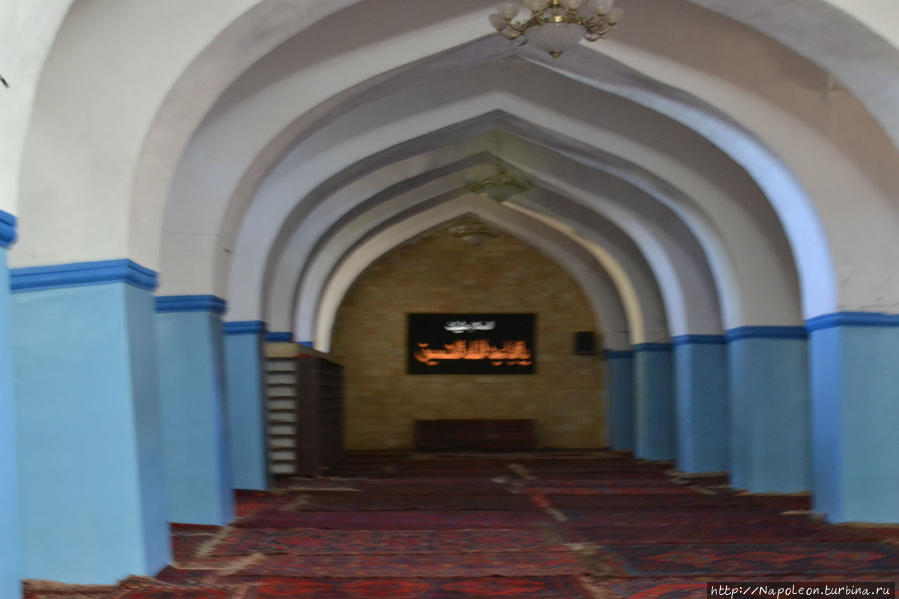 Маленькая экскурсия по Джума мечети Дербент, Россия