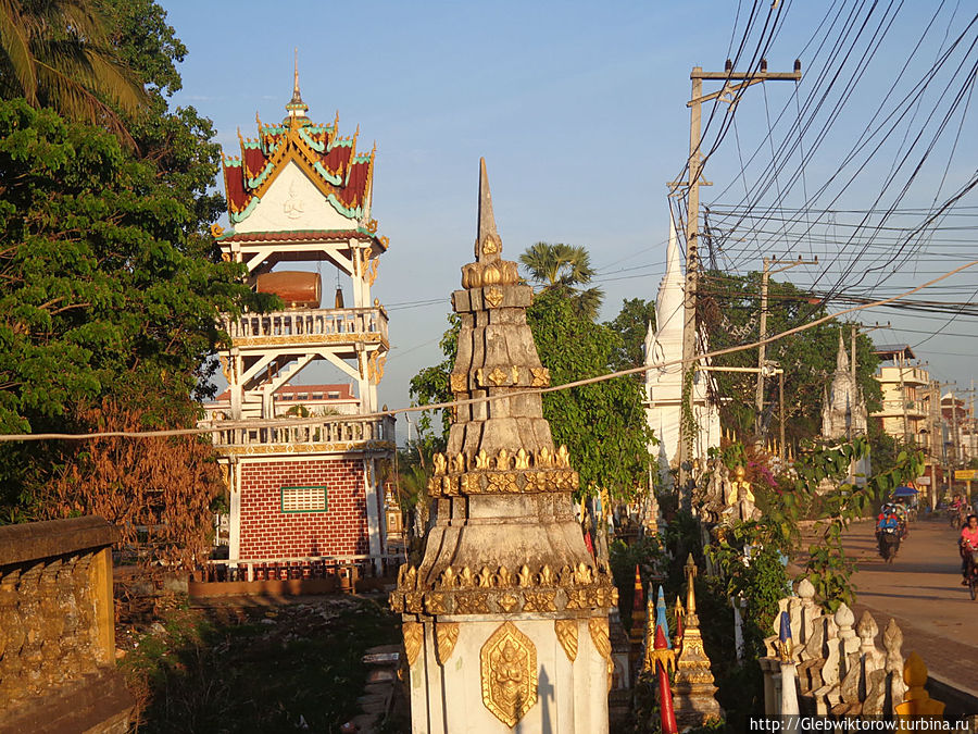Город Паксе Паксе, Лаос