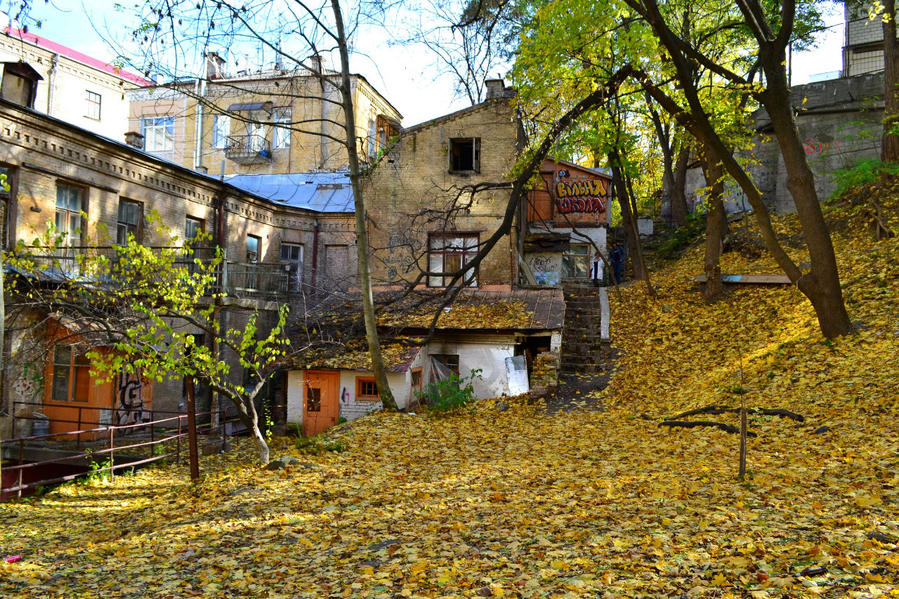 Атмосферные задворки Крещатика Киев, Украина