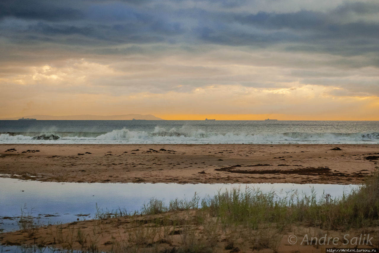 Закат и октябрьский океан Тарифа, Испания