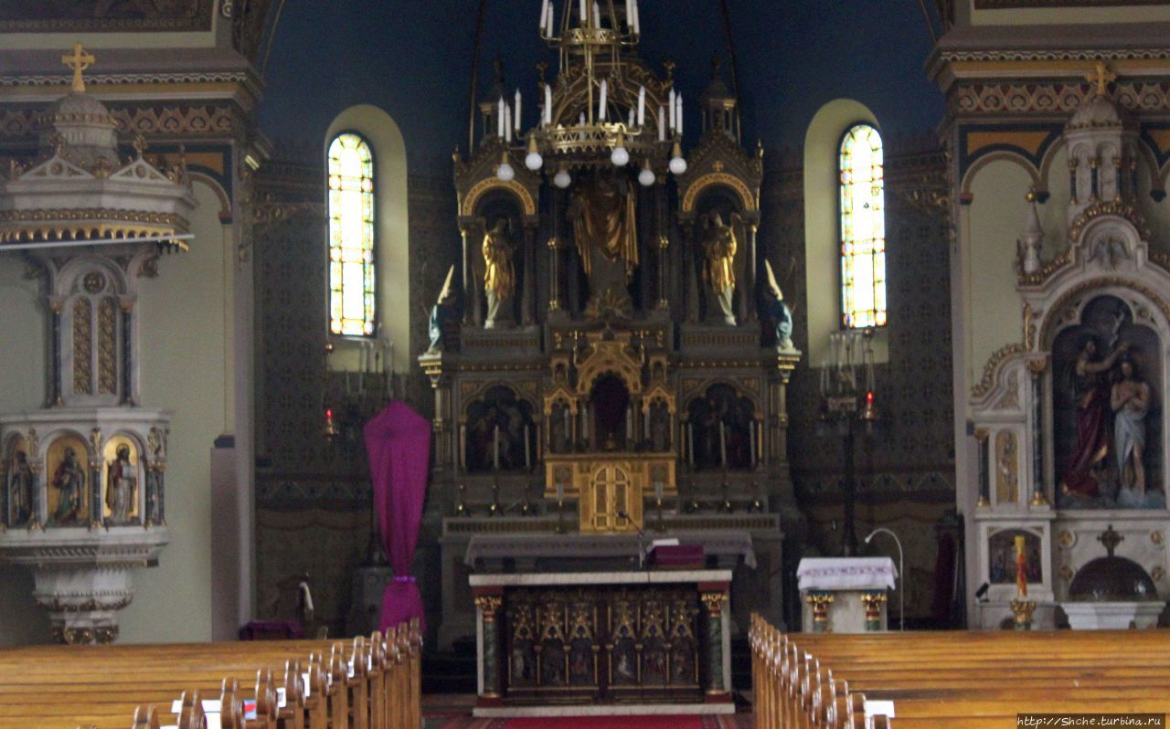 Церковь Сердца Иисуса Токай, Венгрия