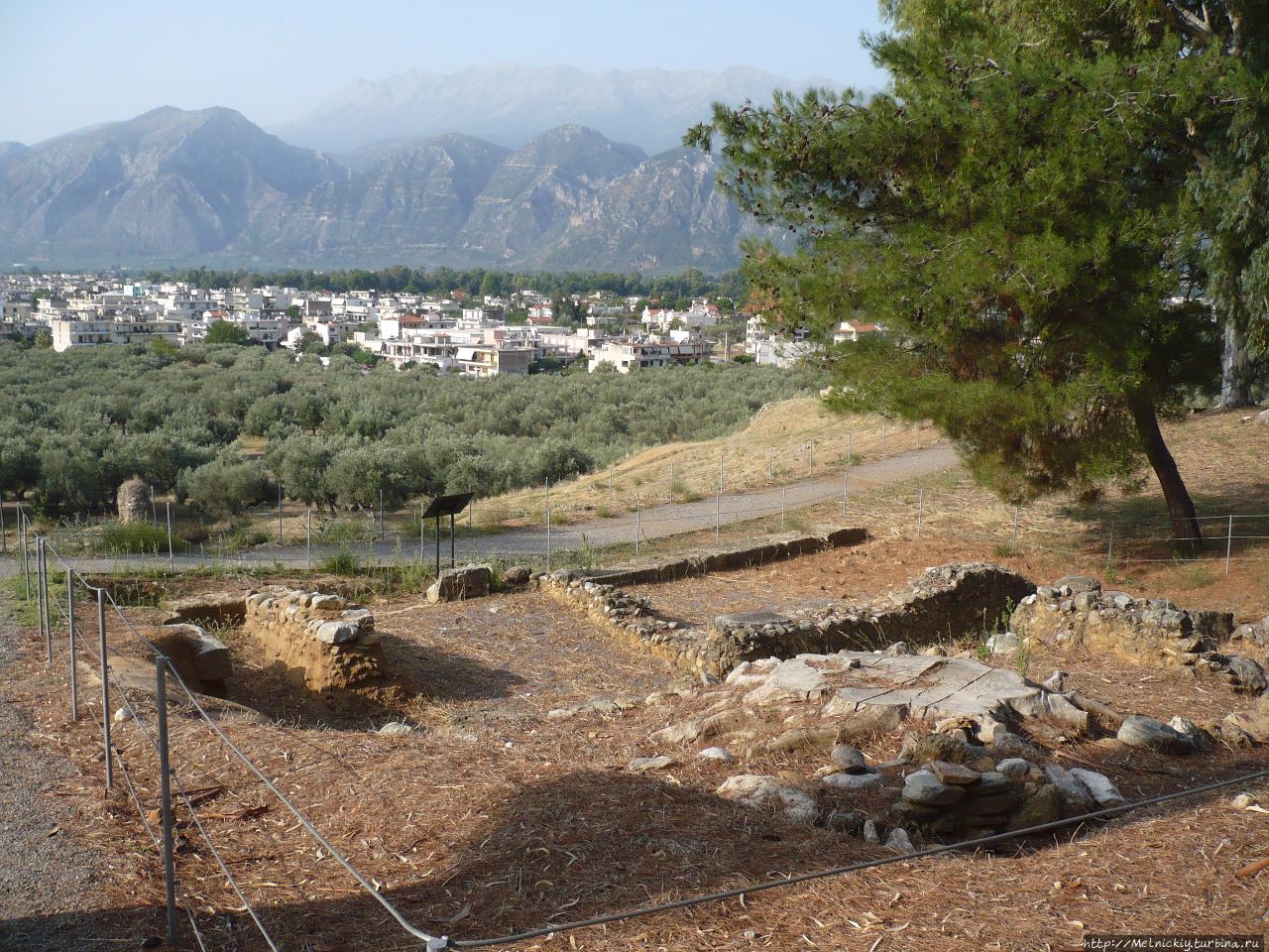 На руинах Древней Спарты Спарта, Греция