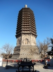 Храмовый комплекс Тяньнинсы и пагода высотой 57,8 метров в Пекине.