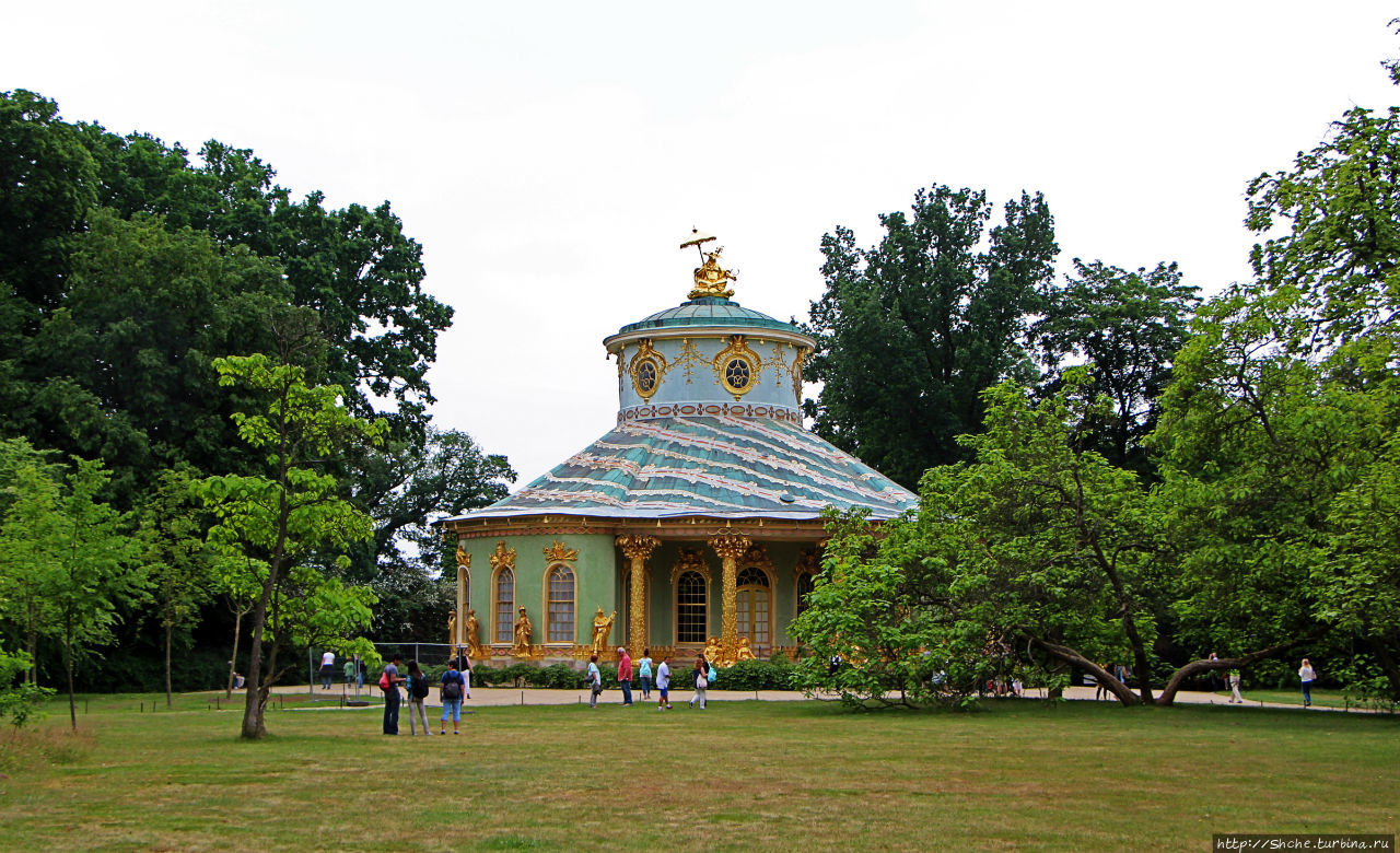 Дворцово-парковый комплекс Потсдама. Neues Palais и др Потсдам, Германия